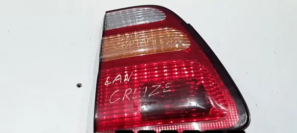 Toyota Land Cruiser (J100) Rear/tail lights