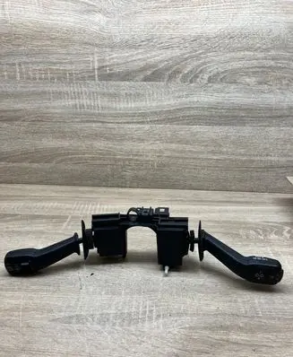 BMW 3 E46 Other switches/knobs/shifts 8352013 01200900