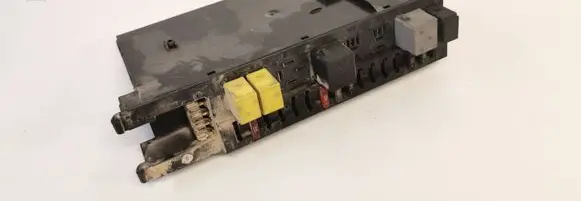 Mercedes-Benz E W211 Comfort/convenience module A2035450701 2035450701