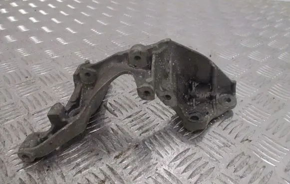 Nissan Qashqai Engine mount bracket 147174072R 5905232134767