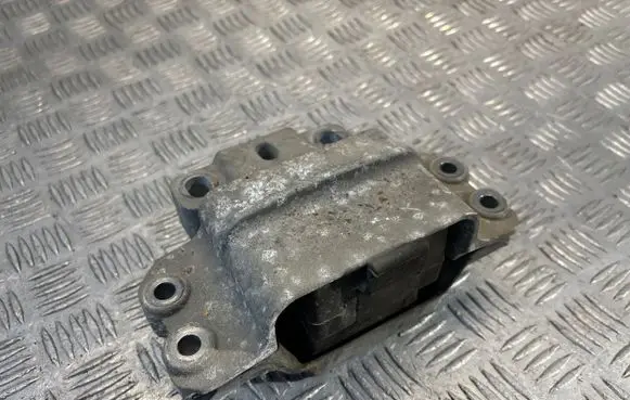 Skoda Superb B6 (3T) Gearbox mount 1k0139555