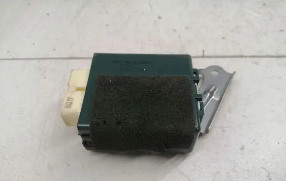 Lexus IS III XE30 Door control unit/module 8597053050 0515004330