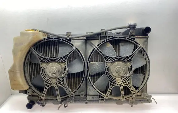 Coolant radiator