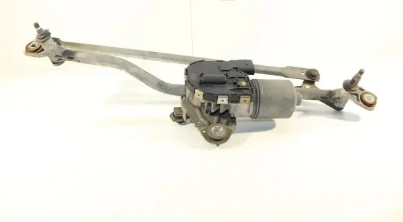 Audi A6 S6 C6 4F Front wiper linkage and motor 4F1955119 0390241771