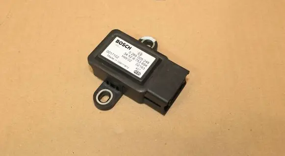 BMW X5 E53 ESP acceleration yaw rate sensor 6753694