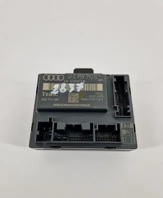 Audi A6 S6 C6 4F Door control unit/module 4F0959792B