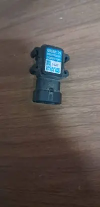 Opel Vivaro Air pressure sensor 09388129 30889795