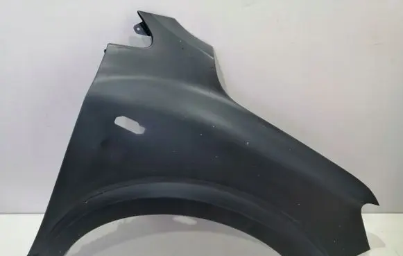 Dacia Sandero III Fender 260421916R