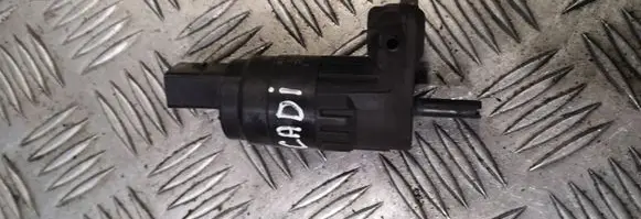 Volkswagen Caddy Windscreen/windshield washer pump 1k6955651