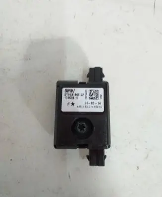 BMW 4 F32 F33 Aerial antenna amplifier 9231466