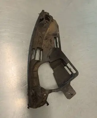 Volvo XC60 Headlight/headlamp mounting bracket 31383886