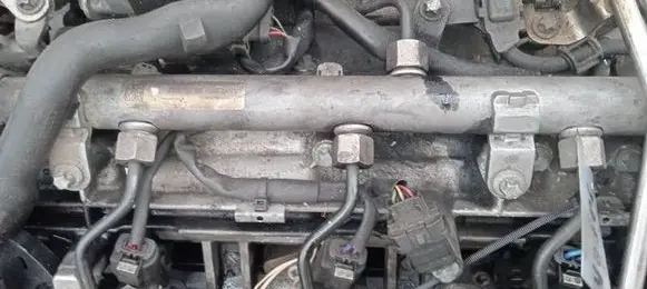 Chrysler 300 - 300C Fuel main line pipe A6420700695
