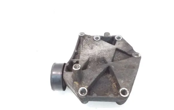 Opel Astra H A/C compressor mount bracket 55191339
