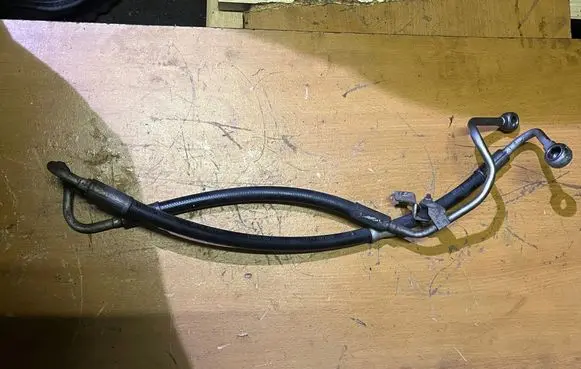 BMW 3 E92 E93 Air conditioning (A/C) pipe/hose 7118174 32117118174