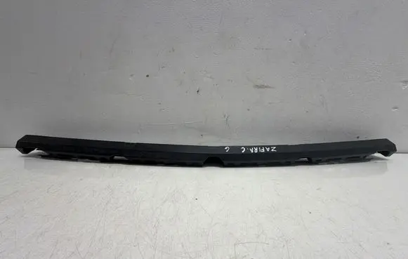 Opel Zafira C Rear bumper mounting bracket 13300746