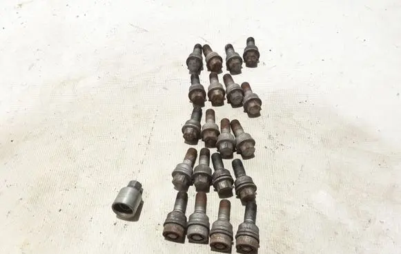 Audi Q5 SQ5 Nuts/bolts 