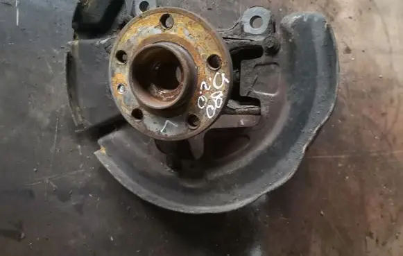 Volvo S80 Front wheel hub