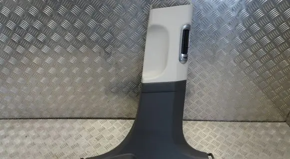 Hyundai Ioniq 5 (B) pillar trim (top)