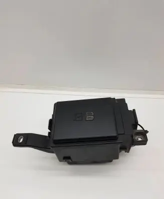 Jaguar XF X260 Fuse module GX7314A076DA CZGTA