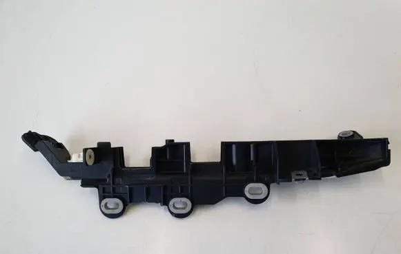 BMW 5 G30 G31 Other engine bay part 9334787 58650910 6133