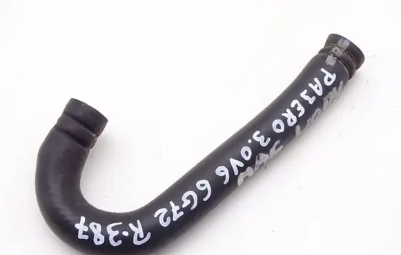 Mitsubishi Pajero Engine coolant pipe/hose