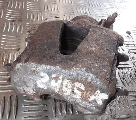 Volkswagen Golf IV Front brake caliper 2495