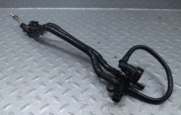 Hyundai i30 Fuel line pipe