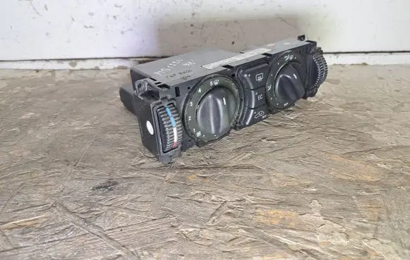 Mercedes-Benz C W202 Climate control unit 2108302885 9140010317