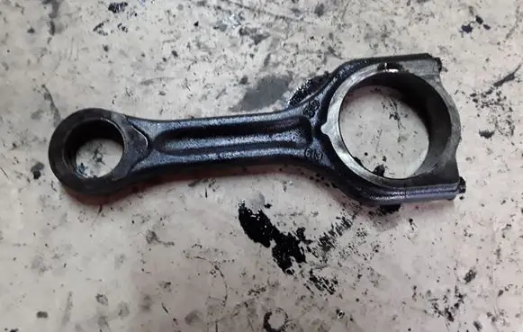 Citroen C3 Picasso Connecting rod/conrod 619