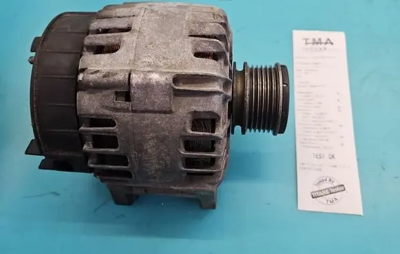 Renault Megane III Generator/alternator 231000026R IMPRK1558531
