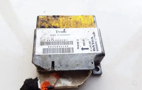 Volvo S40, V40 Airbag control unit/module 30613471F 982680014F