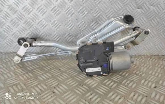 Front wiper linkage and motor