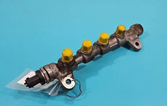 Fuel main line pipe