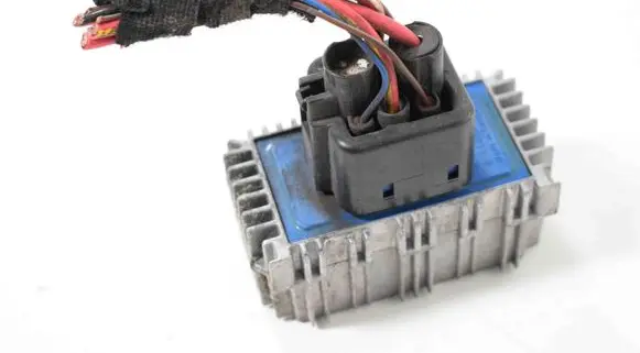Opel Zafira B Glow plug pre-heat relay 51299014A 55353011
