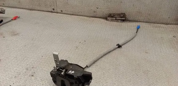 Ford Mondeo MK IV Front door lock 6M2AR21813EC