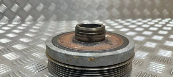 BMW 3 F30 F35 F31 Crankshaft pulley 18495010 761924510 18495011