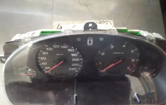 Subaru Outback Speedometer (instrument cluster) 85012AE220