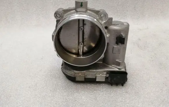 Mercedes-Benz C W205 Throttle valve A2761410125