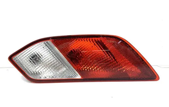 Peugeot 308 Rear/tail lights 9835303480
