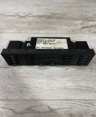 BMW 5 E39 Climate control unit 6915799 01304344 900250950001