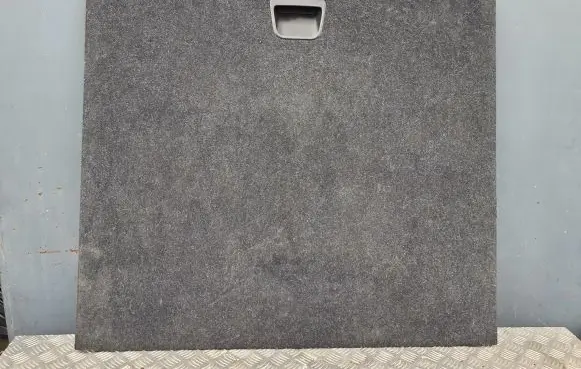 Volvo XC40 Trunk/boot floor carpet liner 31440913