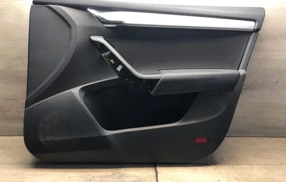 Skoda Octavia Mk3 (5E) Front door card panel trim 156064261 00031027 2005160205