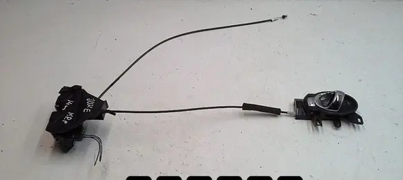 Nissan Juke I F15 Front door lock 