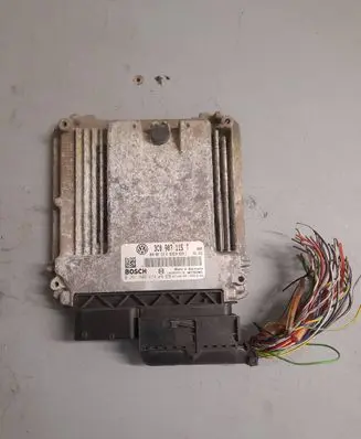 Volkswagen PASSAT B6 Engine control unit/module 3C0907115T