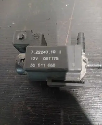 Volvo S60 Turbo solenoid valve 72224010 08T175 30611668
