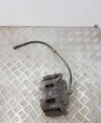 Nissan Leaf II (ZE1) Front brake caliper