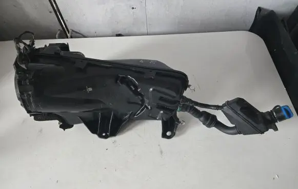 Volvo XC60 AdBlue liquid reservoir 31405814 P31485701