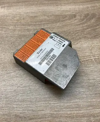 BMW 5 E39 Airbag deployment crash/impact sensor 8369023 13176801