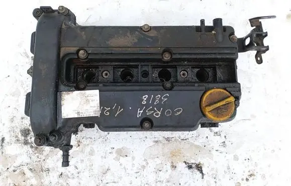 Opel Corsa D Engine head 55355430