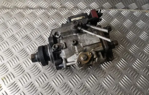 Opel Zafira A Fuel injection high pressure pump 0470504011 09158202